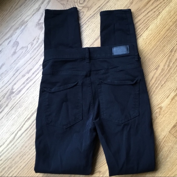 EXPRESS HIGH RISE LEGGING - Picture 2 of 5